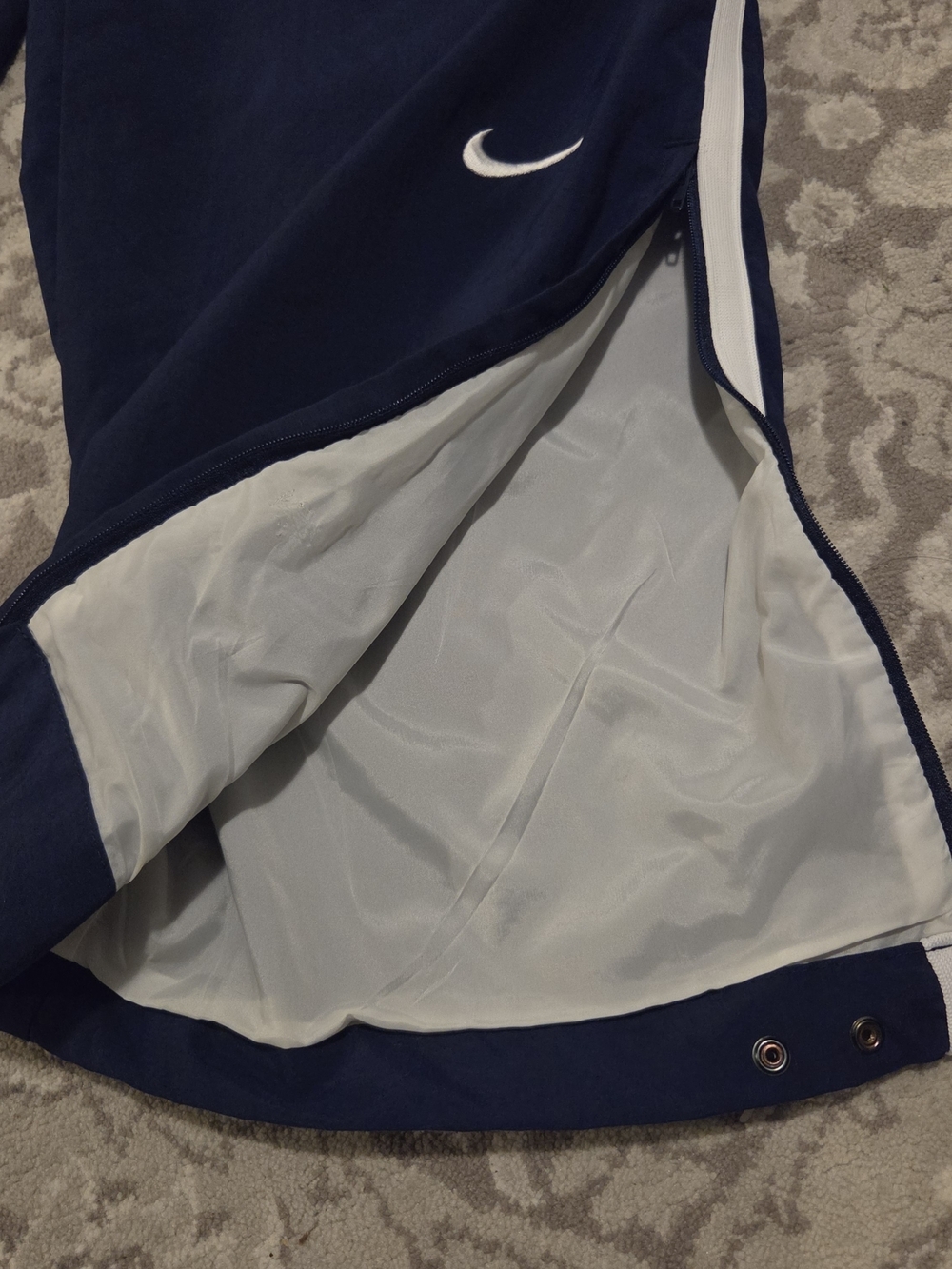 Vintage Y2k Nike Navy Trackpants with White Swoosh - Picture 5 of 6